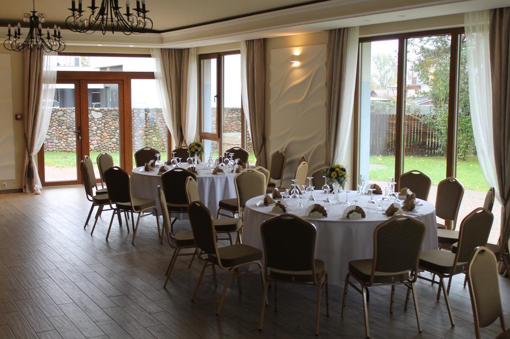 Sveciu Namai Linges Hotel Nemezis Luaran gambar