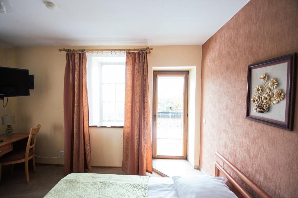 Sveciu Namai Linges Hotel Nemezis Luaran gambar